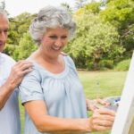 Досуг в пансионате для пожилых людей: особенности и недостатки