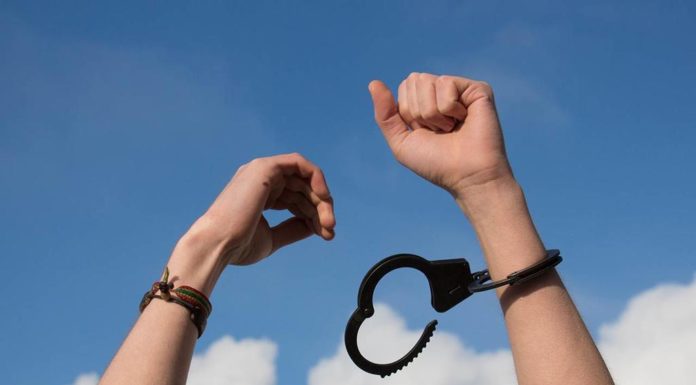 Признаки наркомании и методы лечения