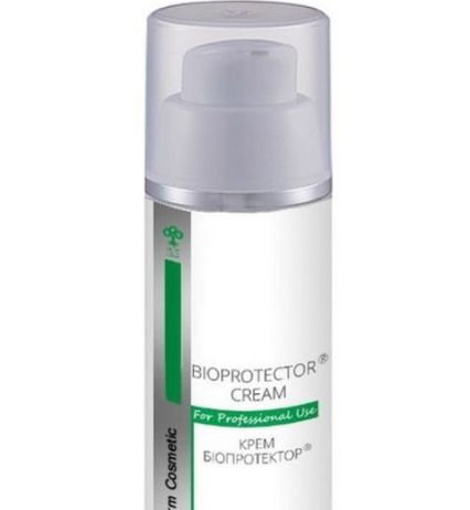 Правила выбора крема для ежедневного ухода за лицом