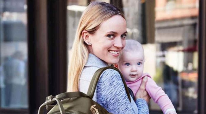 Преимущества использования сумки-рюкзака для мамы