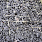 Для чего применяется армирующая сетка?