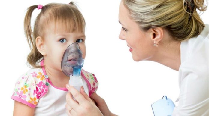 Почему детей должны лечить детские врачи?