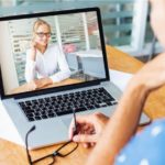 Помощь психолога онлайн: плюсы и минусы