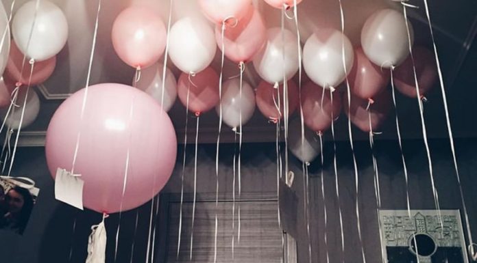 Гелиевые шары как отличный способ украсить торжественное мероприятие
