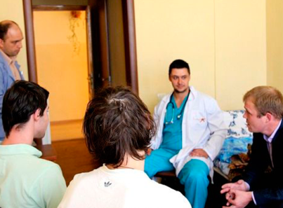 Современный подход к кодированию от алкоголизма в клинике «Рука помощи»