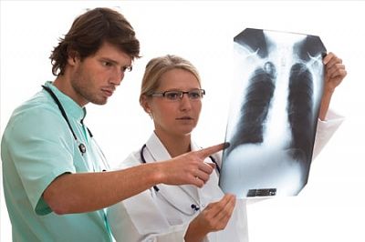 Пульмонолог – кто это и какие болезни лечит?