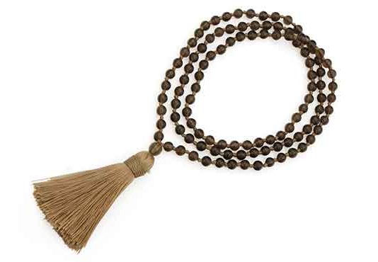 Почему настоящие буддийские четки состоят из 108 бусин?