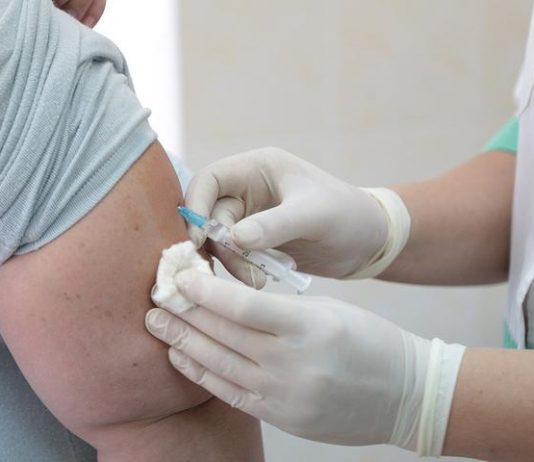 Можно ли стать медсестрой закончив курсы?