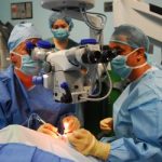 Как проводится операция по удалению катаракты?