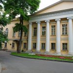 Какие услуги предоставляет Филатовская клиника?