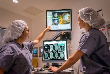 Лечение астроцитомы в Израиле: методики и особенности