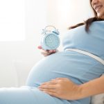 Какие признаки относятся к предвестникам родов ?