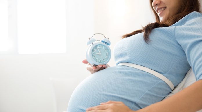 Какие признаки относятся к предвестникам родов ?