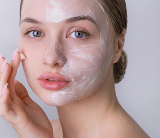 Почему для качественного ухода за кожей нужны профессиональные процедуры?