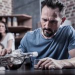 Вывод из запоя и лечение от алкоголизма