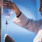 Капельница от алкоголизма: как помогает?