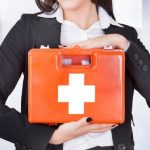 Что обязательно должно быть в офисной аптечке?