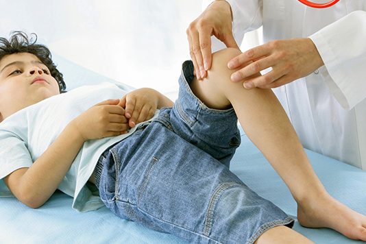 Какие проблемы решает детский врач травматолог