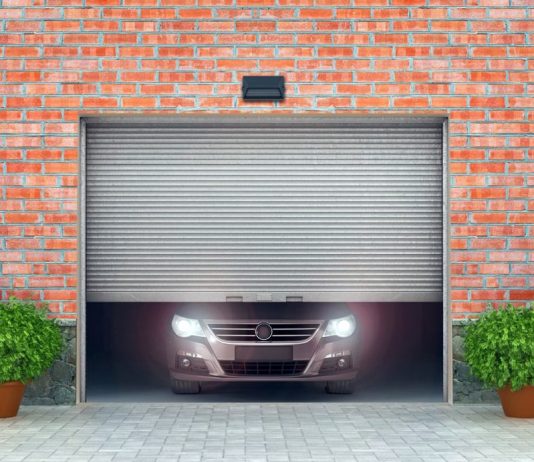 Правильный выбор гаражных ворот: виды и особенности