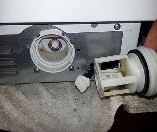 Чистка фильтра и замена сливного насоса стиральной машины