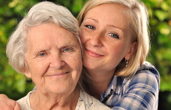 Плюсы и минусы частных домов престарелых