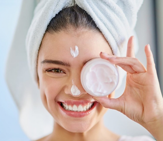 Как выбрать косметику для ухода за кожей