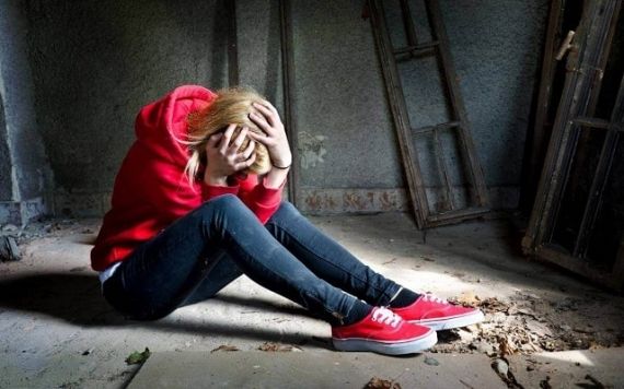 Как помочь наркозависимому во время ломки?