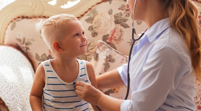 В каком случае стоит вызвать врача педиатра на дом?