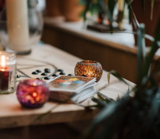 Как научиться читать карты Таро