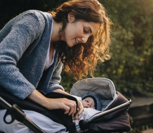 Что главное в детской коляске: разбираемся с ozon.ru