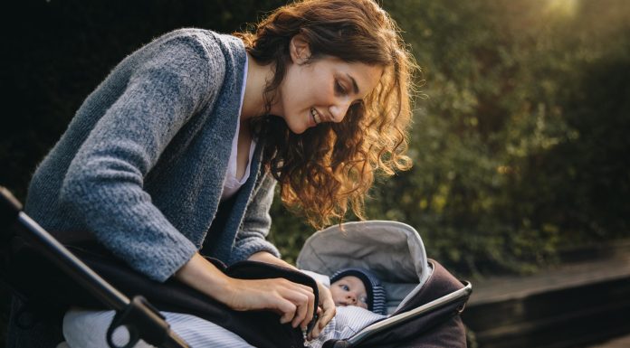 Что главное в детской коляске: разбираемся с ozon.ru