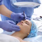 Как выбрать хорошего доктора пластической хирургии