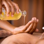 Какое масло используют при массаже?