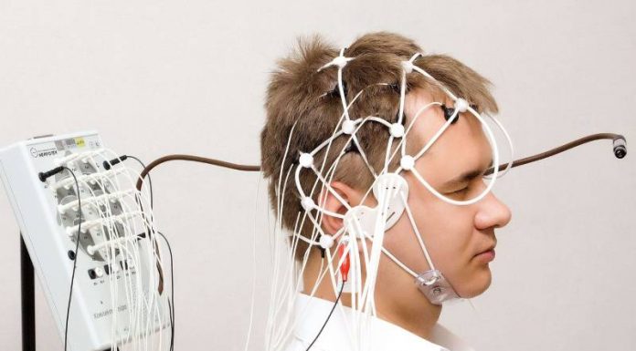 Для чего нужен электроэнцефалограф