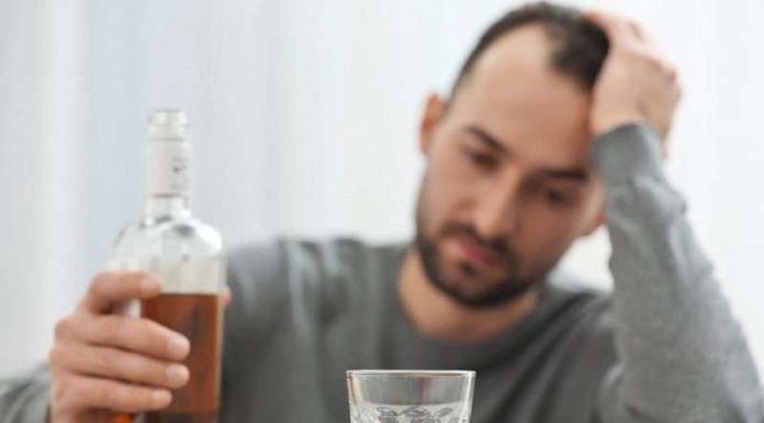 Как вывести человека из длительного запоя