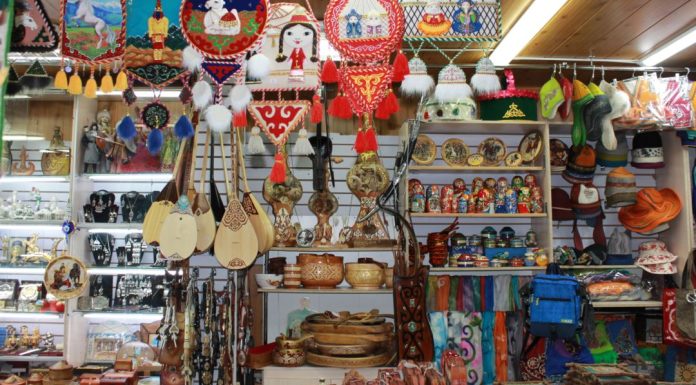 В чем смысл сувениров