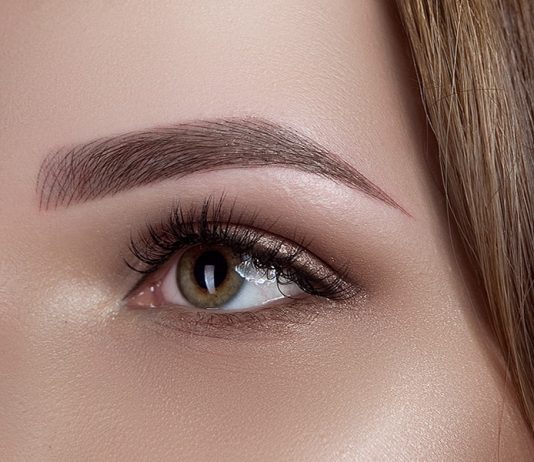 Перманентный макияж бровей: сколько держится?
