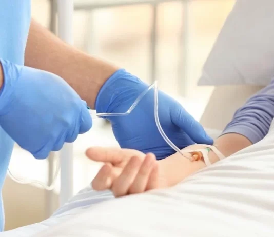 Вывод из алкогольного запоя: основные методы