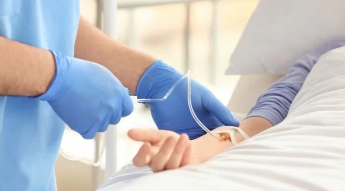 Вывод из алкогольного запоя: основные методы