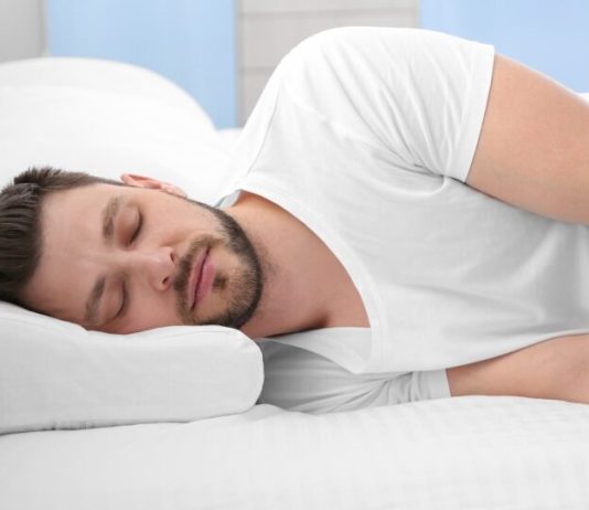 Почему ортопедическая подушка лучше обычной