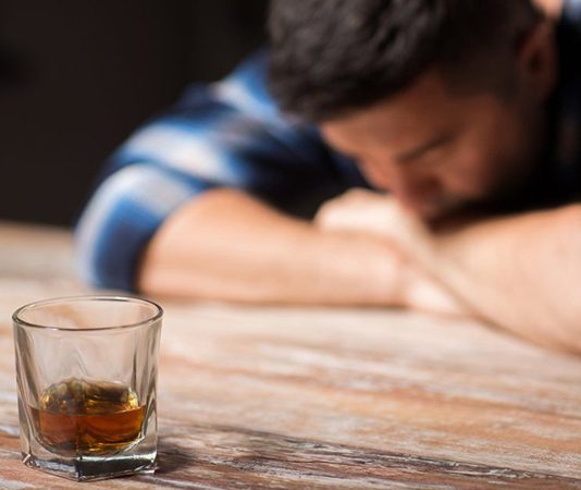 Куда обращаться если человек в запое