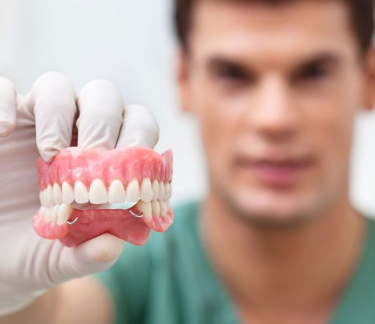 Протезирование зубов: особенности процедуры