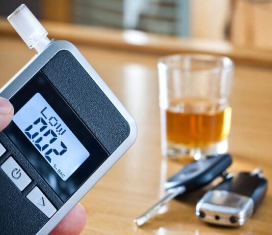 Как работает алкотестер и кому он нужен