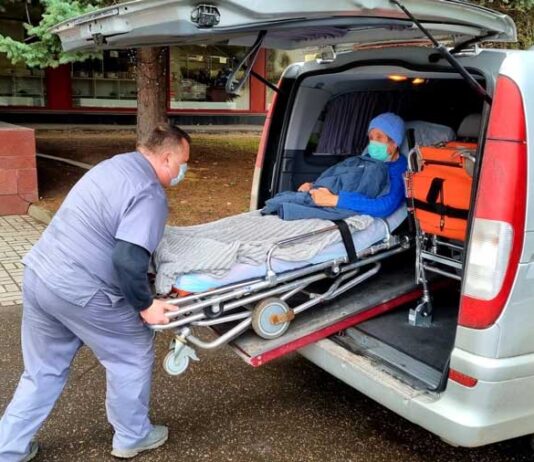Преимущества перевозки лежачих больных
