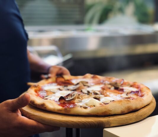 Почему стоит заказать пиццу