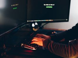 ВТБ: мошенники стали чаще пытаться вывести деньги через криптовалюту