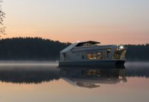 Представлен первый в РФ скоростной дом на воде