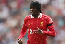 Игрок «Ливерпуля» Фримпонг из-за травмы заменён на четвёртой минуте матча ЛЧ с «Карабахом»