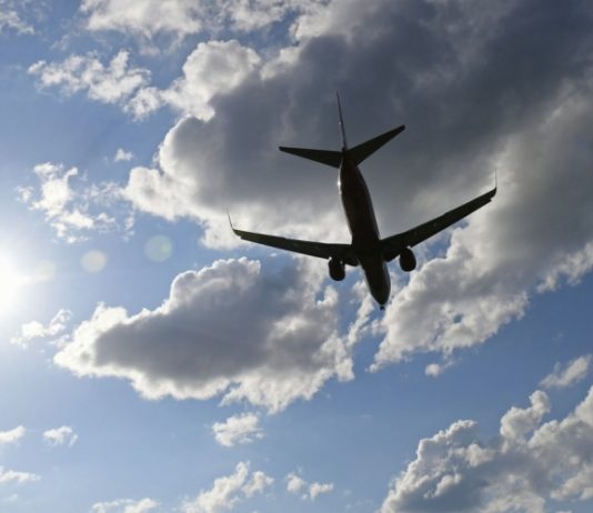 В Краснодаре возобновили гражданское авиасообщение