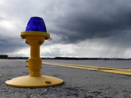 Работу аэропорта Ижевска ограничили в третий раз за сутки